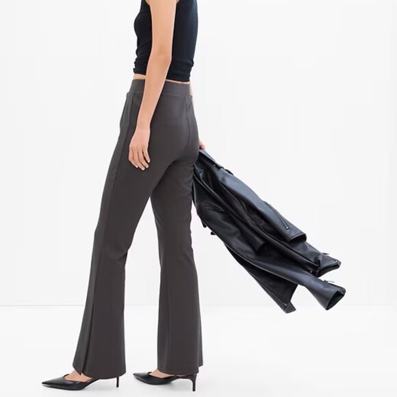 GAP Charcoal Mid Rise Flare Ponte Pants/NWT/Medium - Picture 6 of 14
